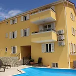 Gorica Ii A2-2 Br-3 By Interhome * Baška