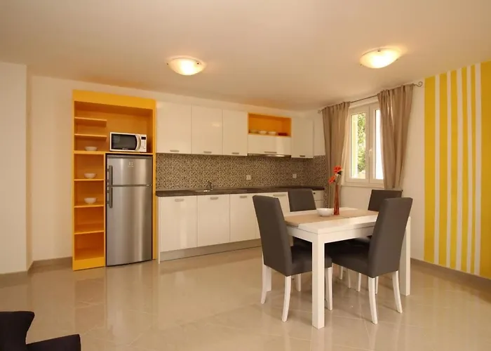 Gorica Ii A2-2 Br-3 By Interhome *